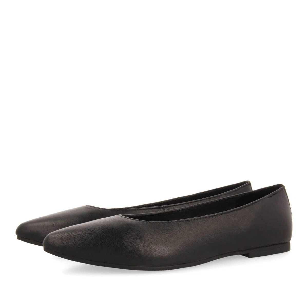 Slagelse women's black leather ballet flats with pointed toes - Image 3