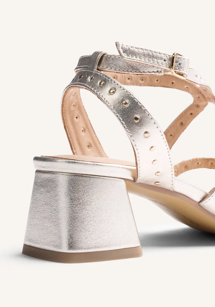 STUDDED LEATHER HEELED SANDALS WATATE - Image 5