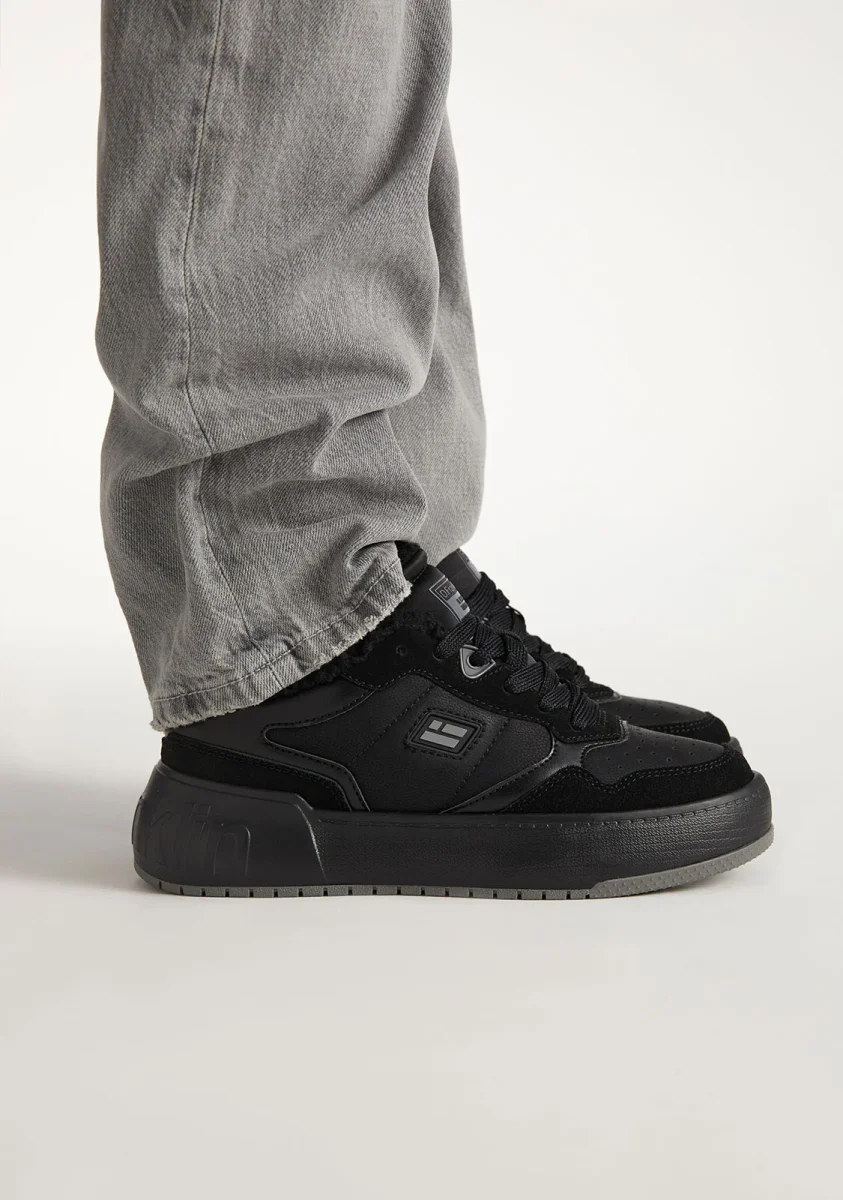 Court Fleece Full Black - Image 6